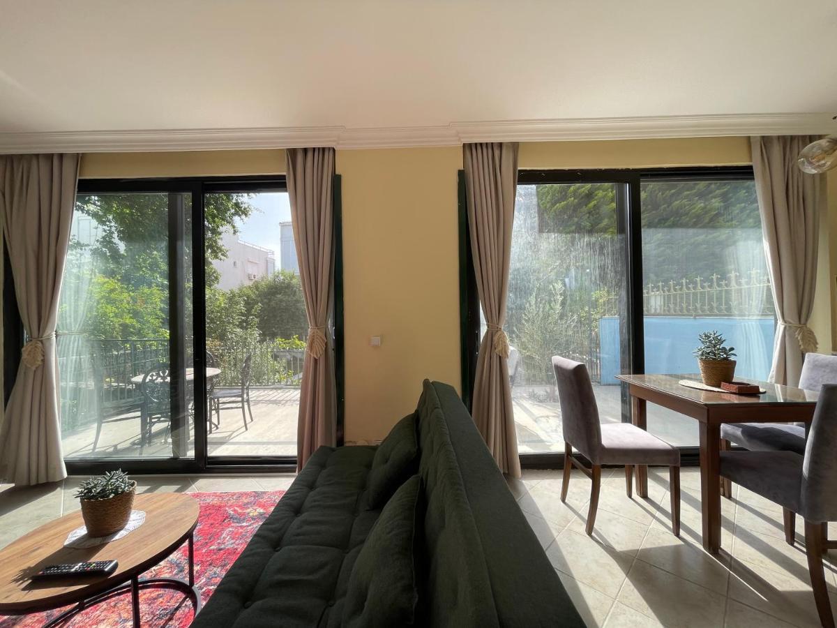 Amphora Rooms Foca Εξωτερικό φωτογραφία